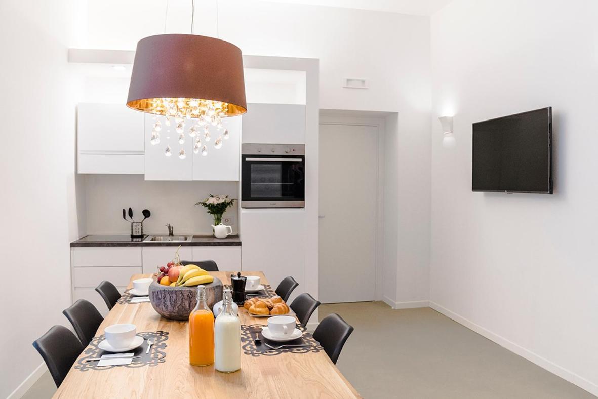 A Misura Duomo Rooms & Apartment - Ls Accommodations Neapel Exterior foto